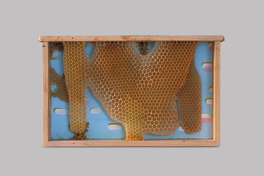 Von Bienen bebaute Malerei